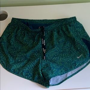 nike tempo running shorts
